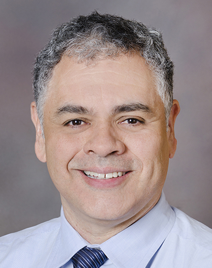 Du Vivier Headshot Formatted